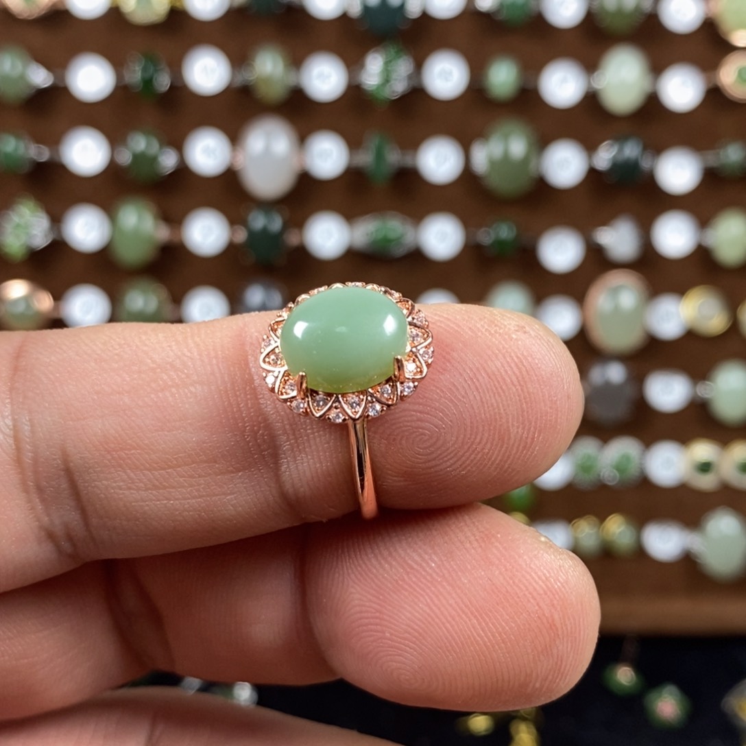 和田玉（碧玉）戒指合金