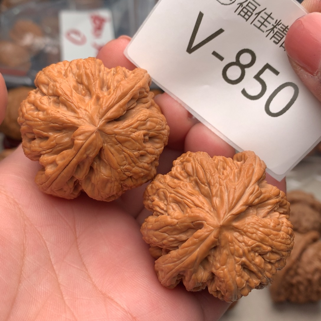 文玩核桃把件45球筋……….