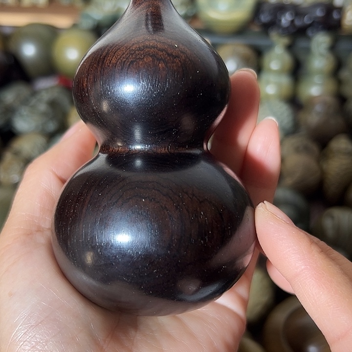 蒋***蒋木乌木紫光檀葫芦