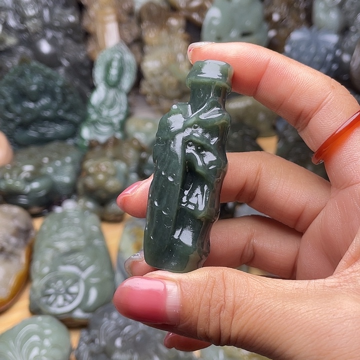 未镶嵌和田玉挂件