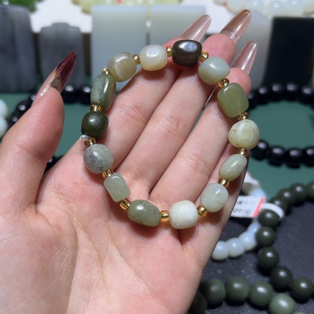 和田玉手串未镶嵌