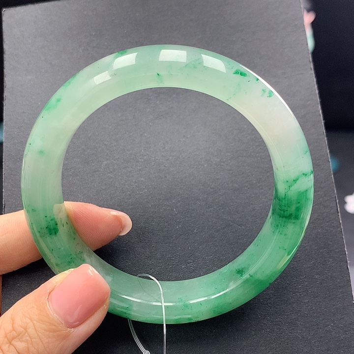 石英质玉手镯未镶嵌雪*