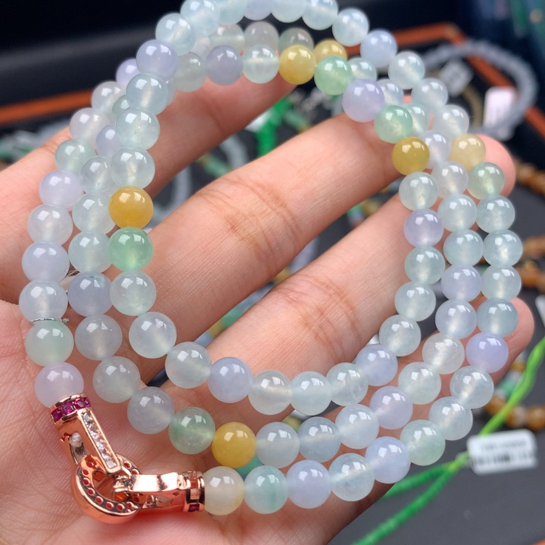 未镶嵌翡翠手链卡