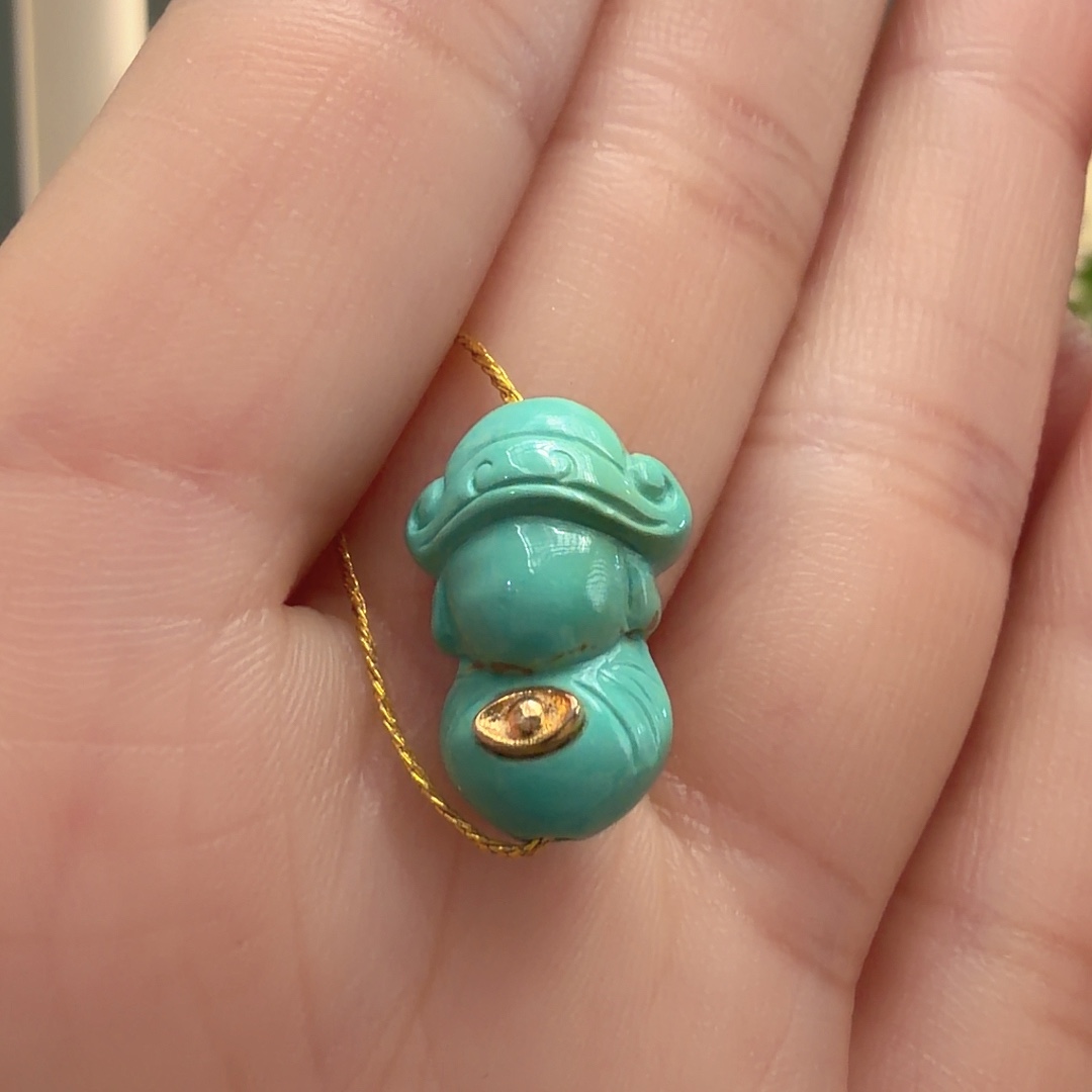 绿松石未镶嵌颈饰