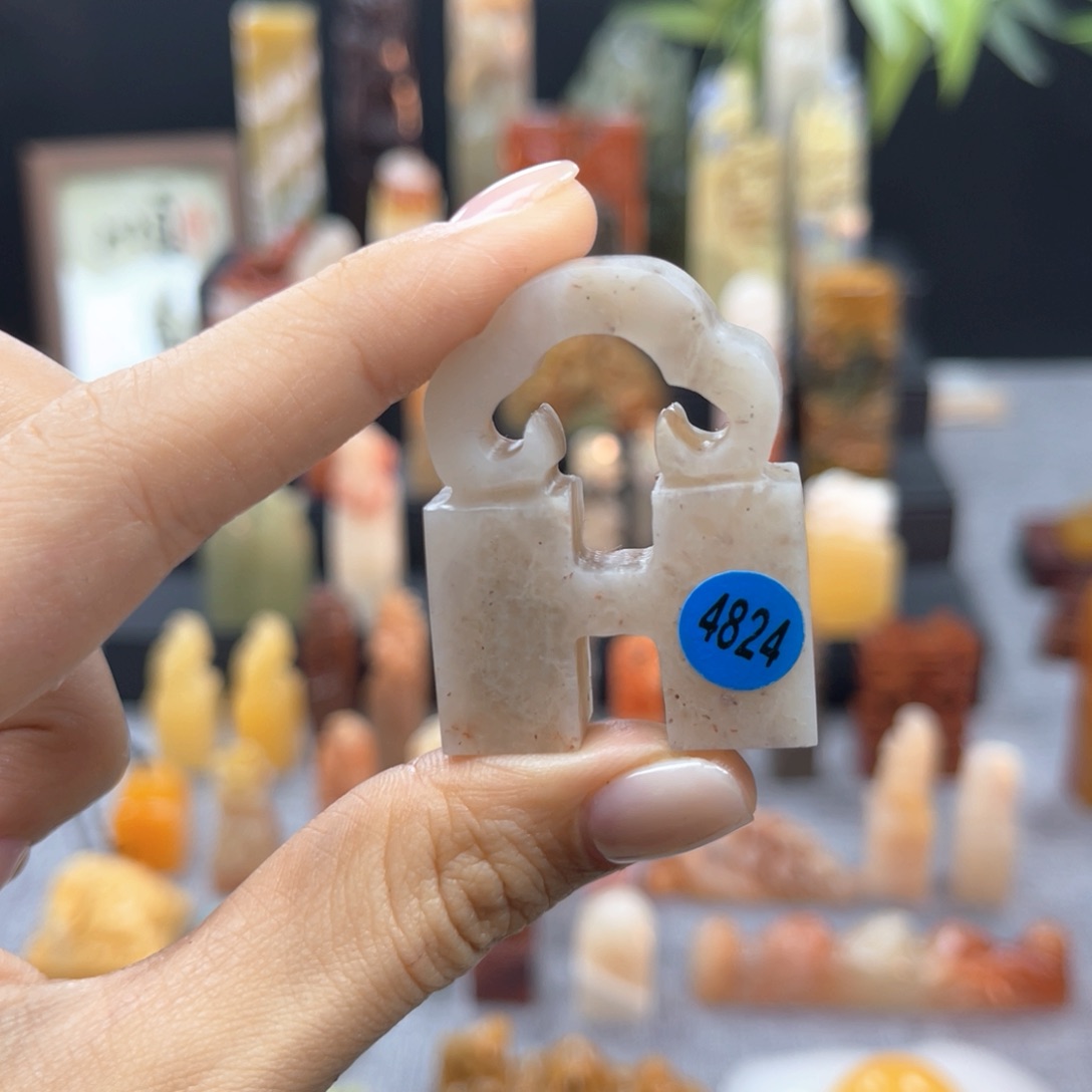 寿山石印石4824。             