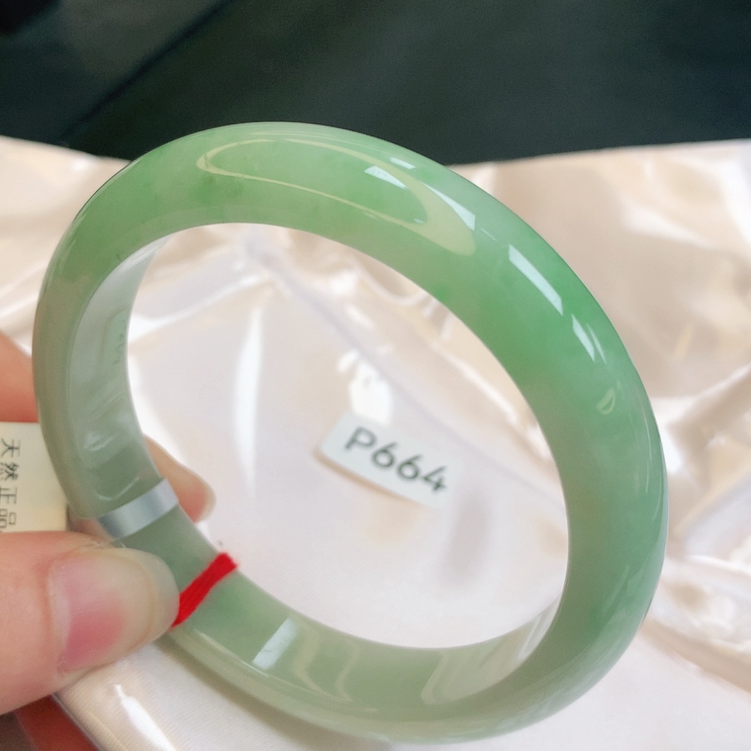 【闪购商品】翡翠手镯未镶嵌缅甸天然a货翡翠