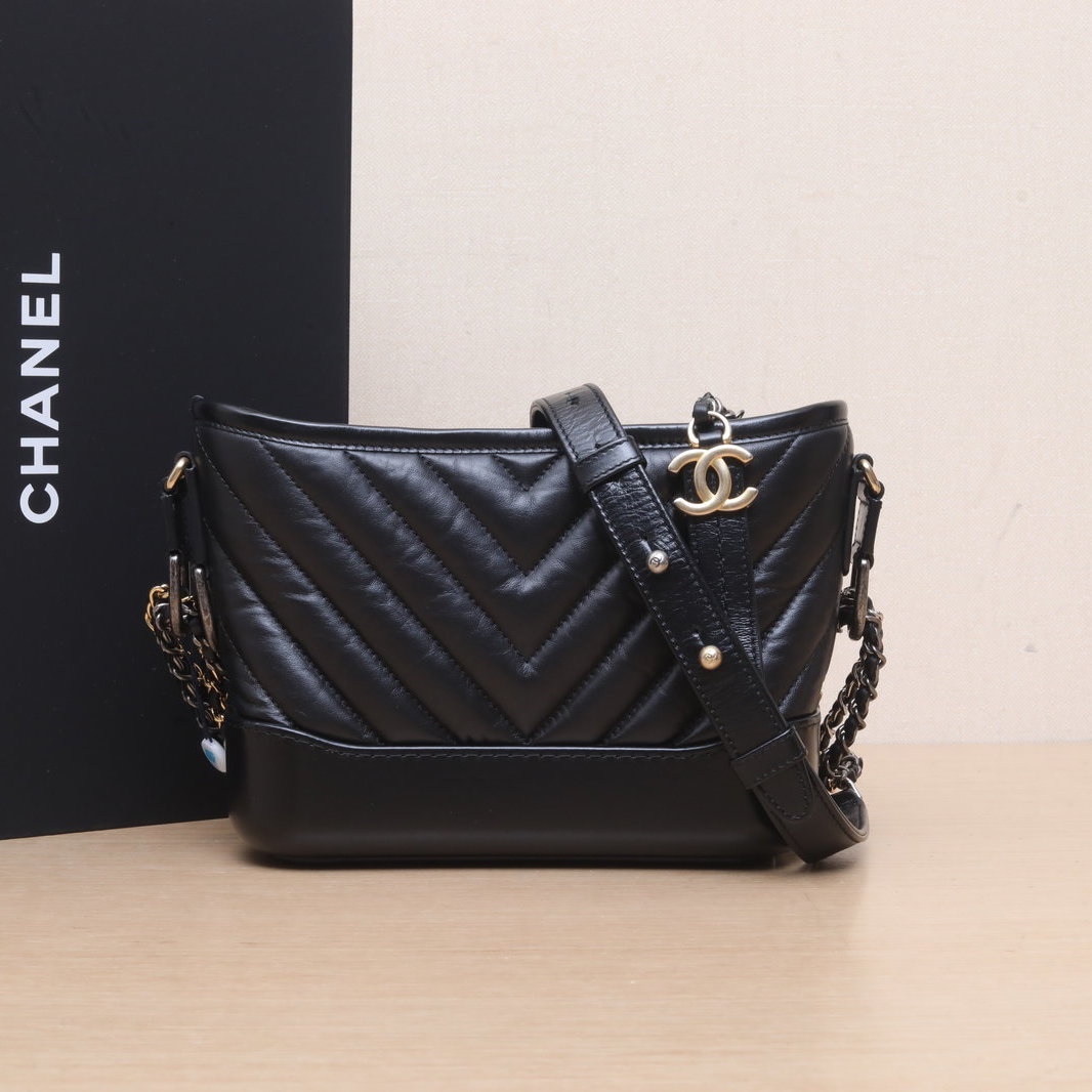 95新 Chanel/香奈儿 【娇】流浪单肩包 皮革C26开金银扣 V纹 196340