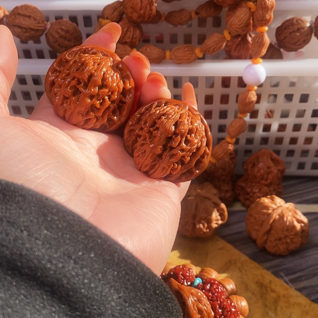 吊坠文玩核桃A****总四座楼