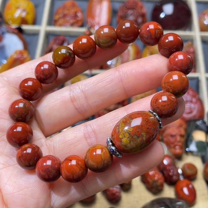 玛瑙/玉髓战国红手链未镶嵌