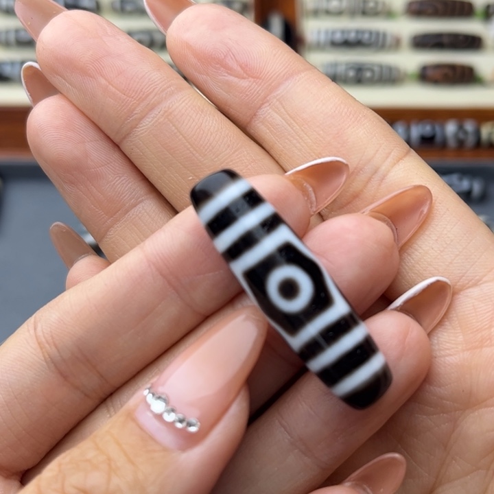 玛瑙/玉髓珠宝半成品未镶嵌哈*_