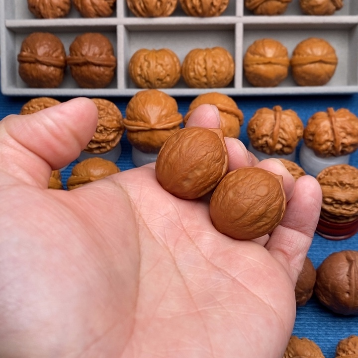 文玩核桃把件大枣