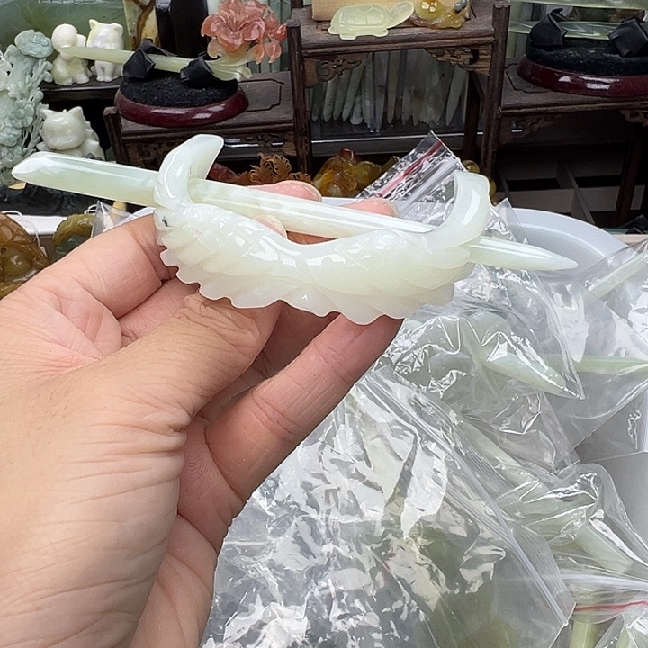 蛇纹石玉未镶嵌发簪