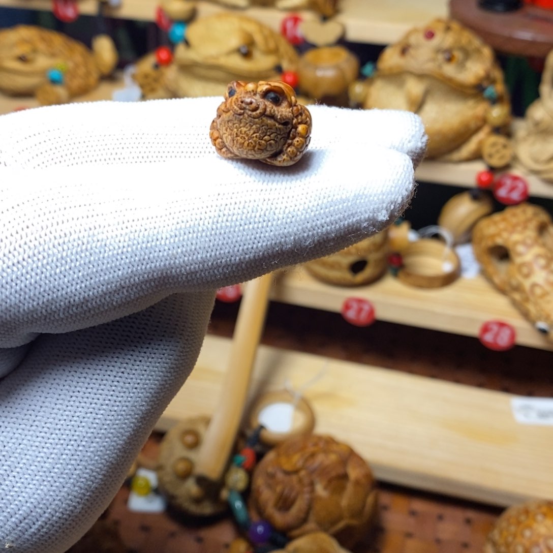 竹根雕迷你小金蟾