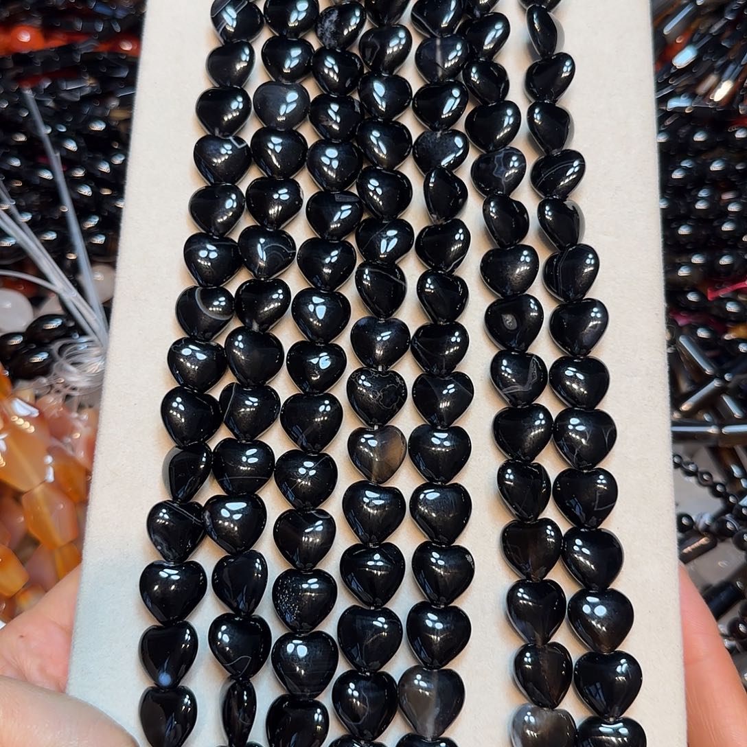 玛瑙/玉髓未镶嵌珠宝半成品天然黑玛瑙爱心14mm一条