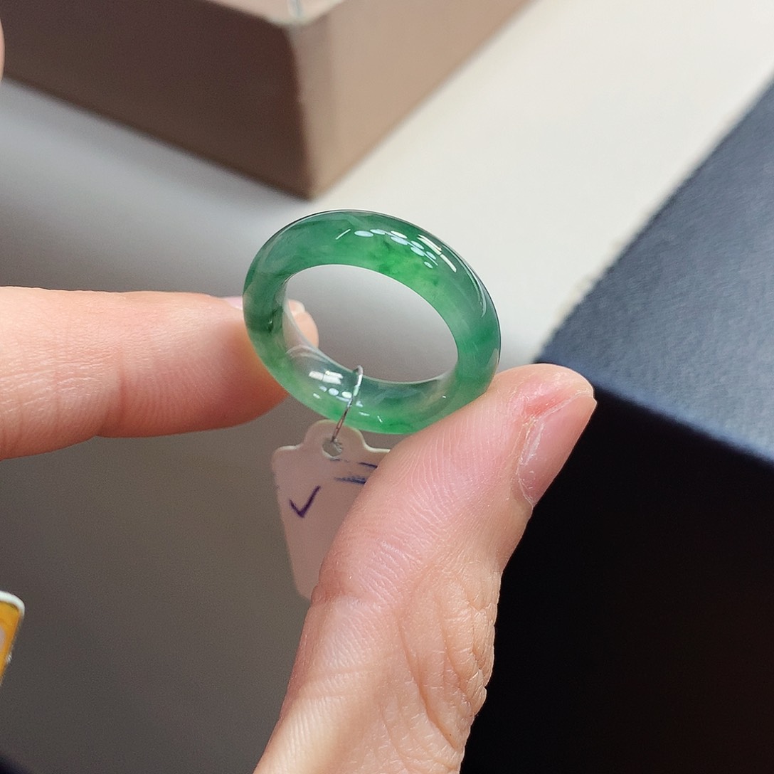 翡翠戒指未镶嵌12号