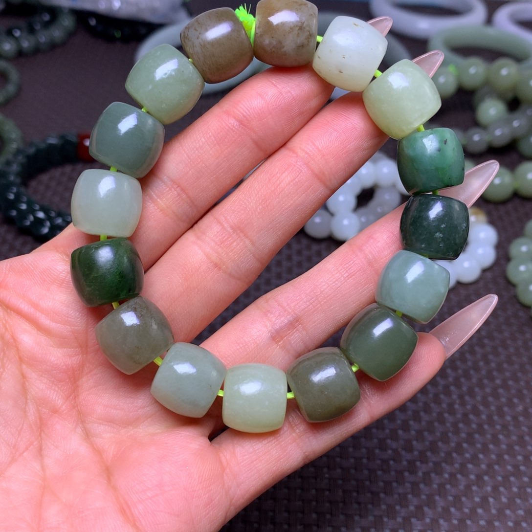 未镶嵌手串和田玉卡14