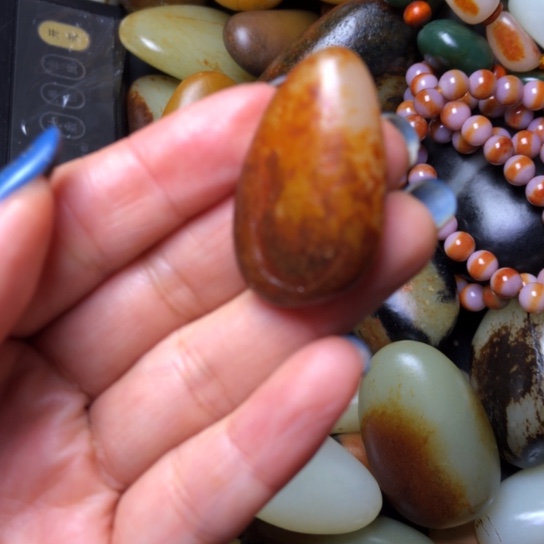 和田玉未镶嵌珠宝奇石