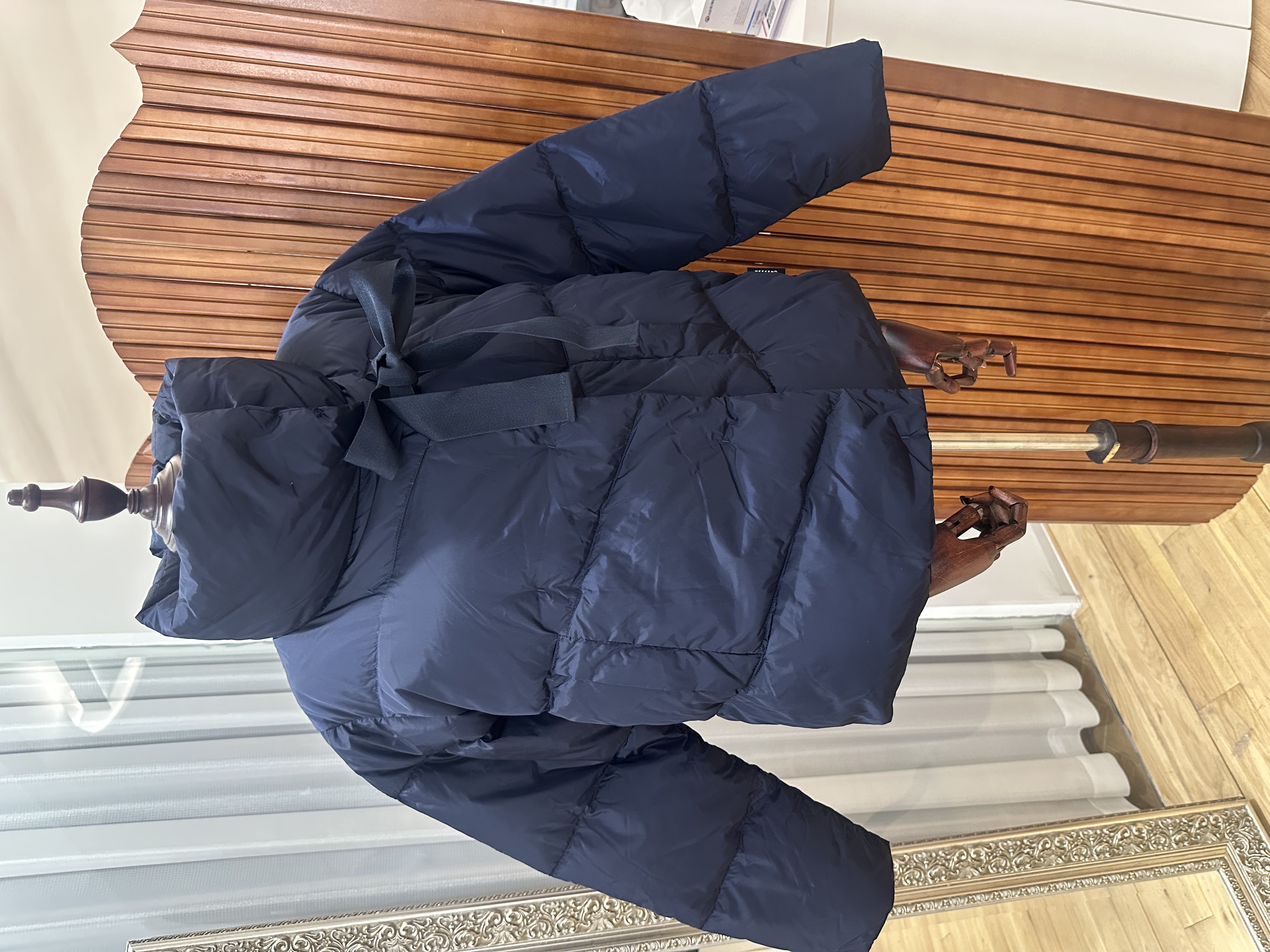 99新 MaxMara 娜娜活动 短款系带立领面包服 藏青