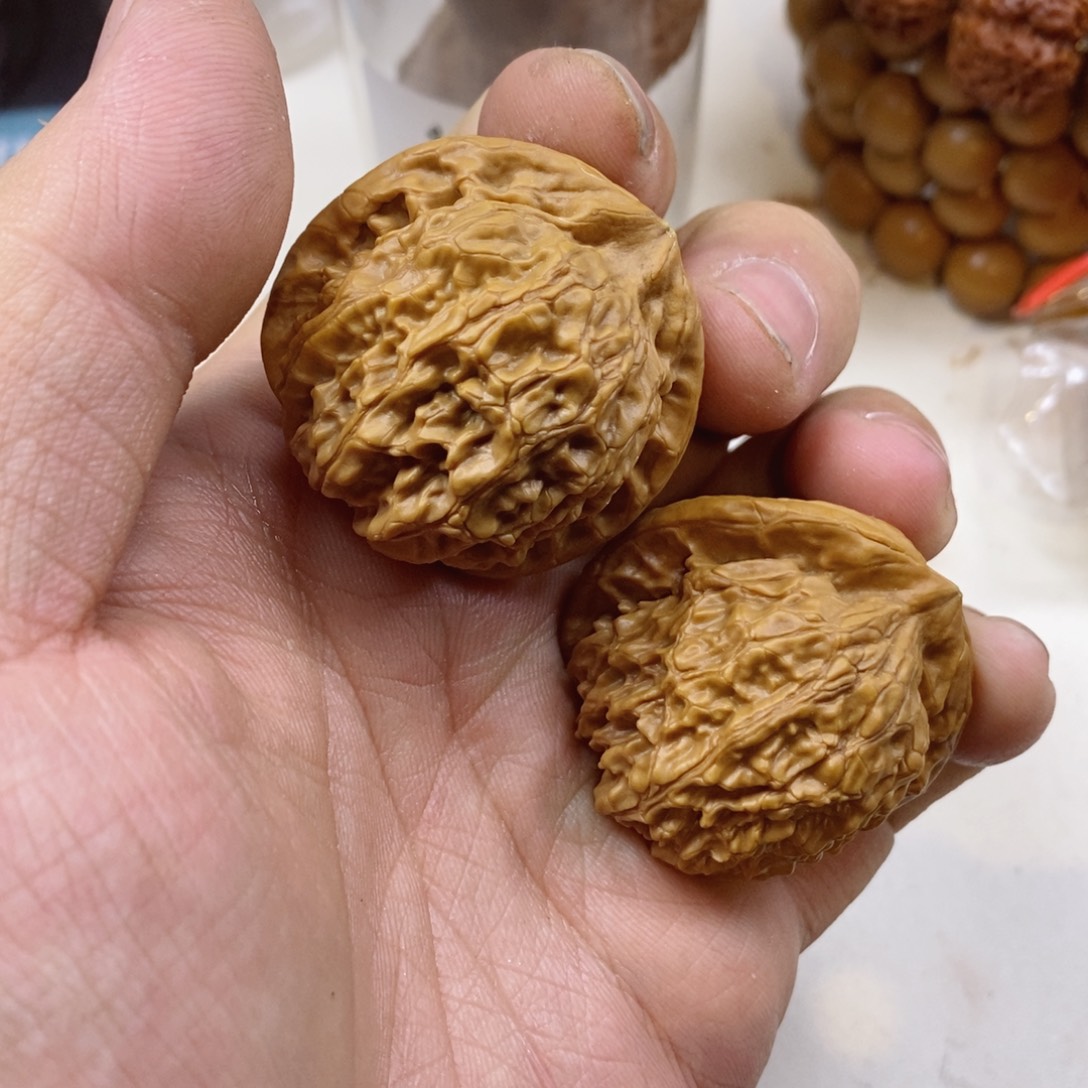 文玩核桃手把件39金麒麟