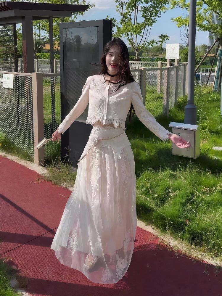 千金感气质修身白色短款蕾丝上衣女2025秋季精致超仙半身裙两件套