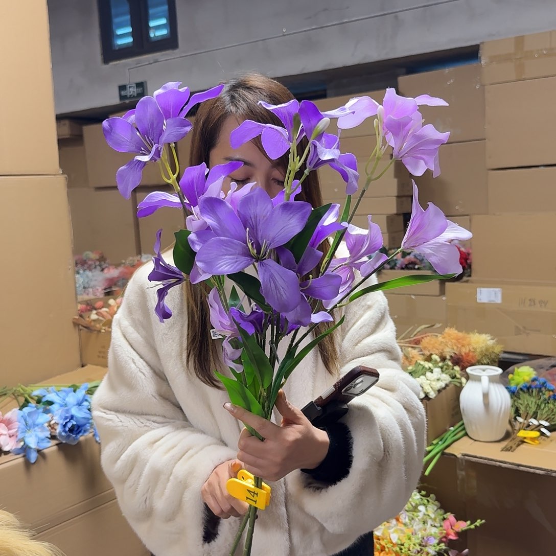 14号「闪购」仿真花，公主请下单