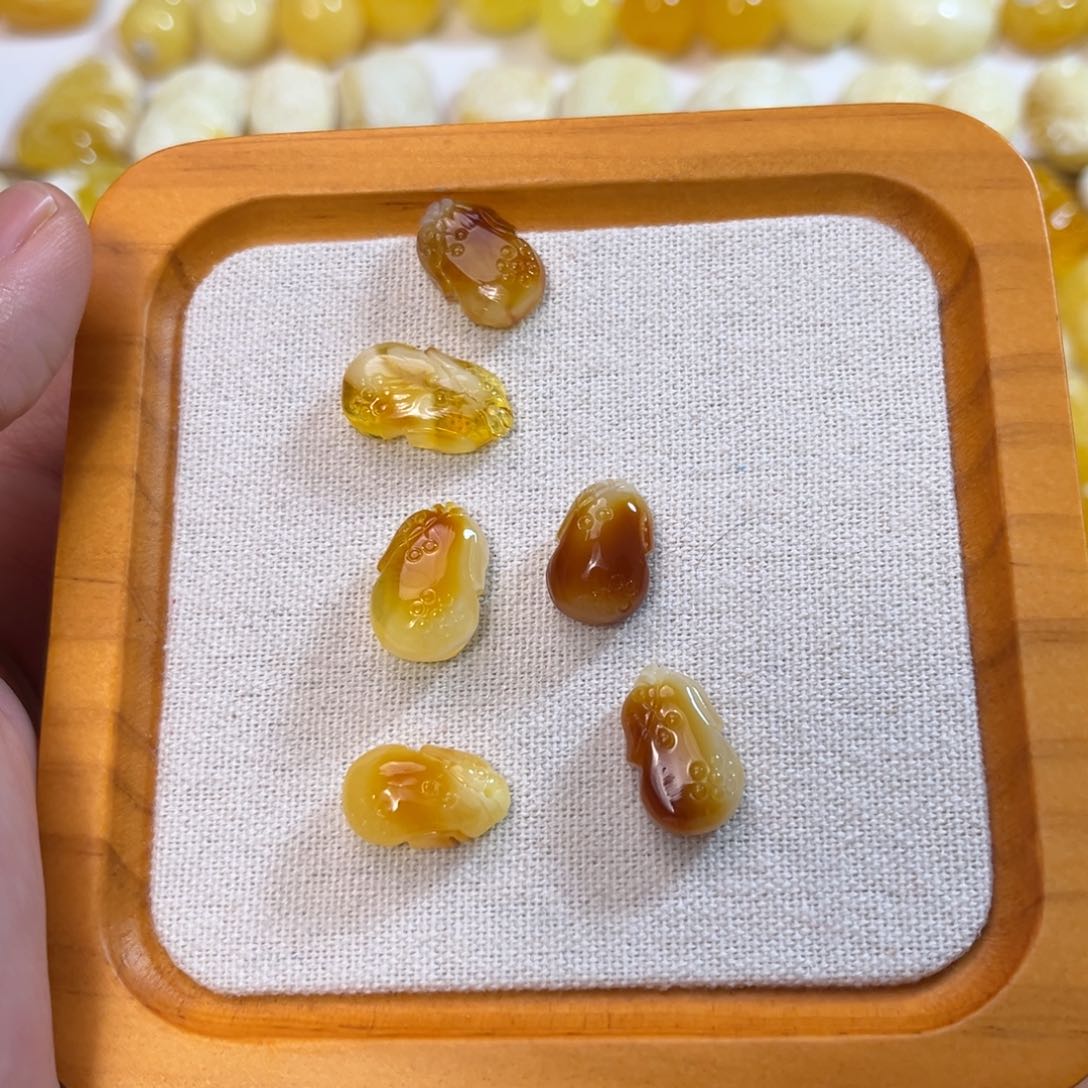 琥珀耳饰未镶嵌蜜蜡旗袍