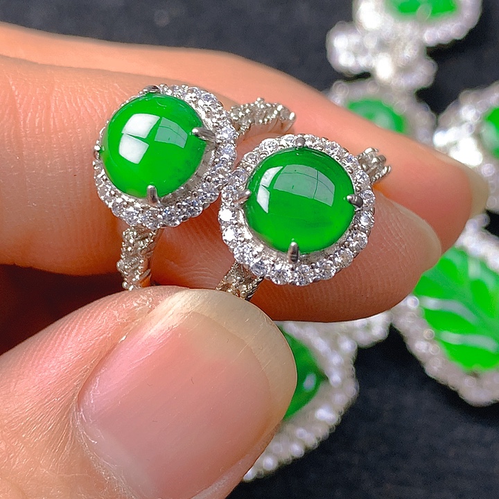 翡翠银S925镶嵌颈饰