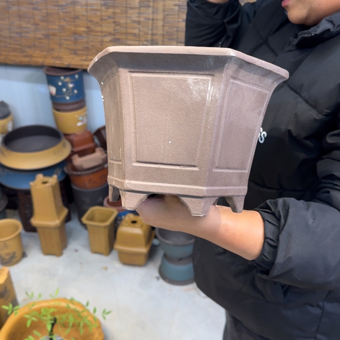 紫砂花盆瑕疵和瑕疵