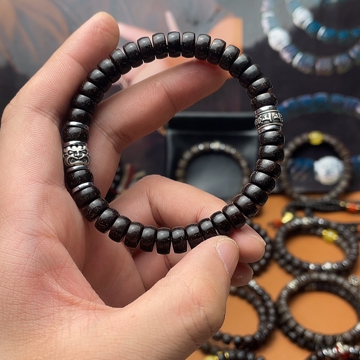 椰蒂手串9药片吞金兽上上签