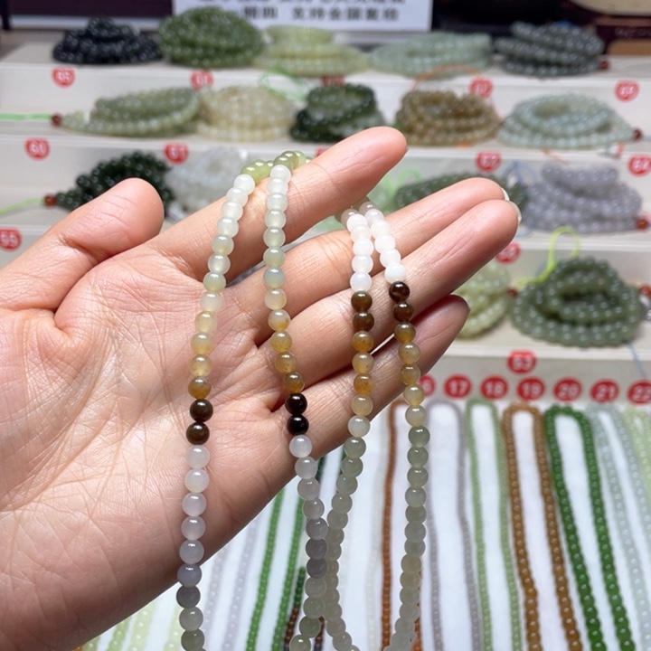 和田玉颈饰未镶嵌5m m