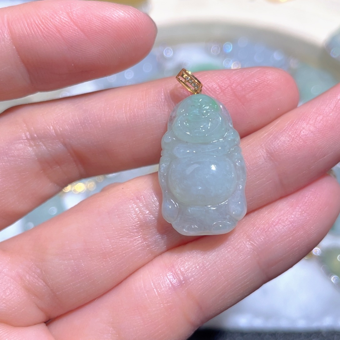 翡翠颈饰18K金镶嵌翡翠