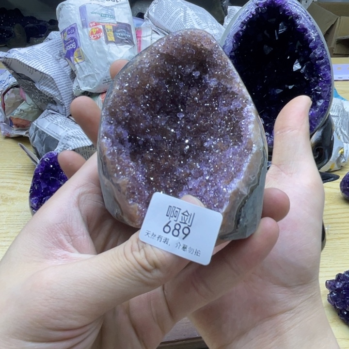 未镶嵌水晶大型摆件（非配饰）