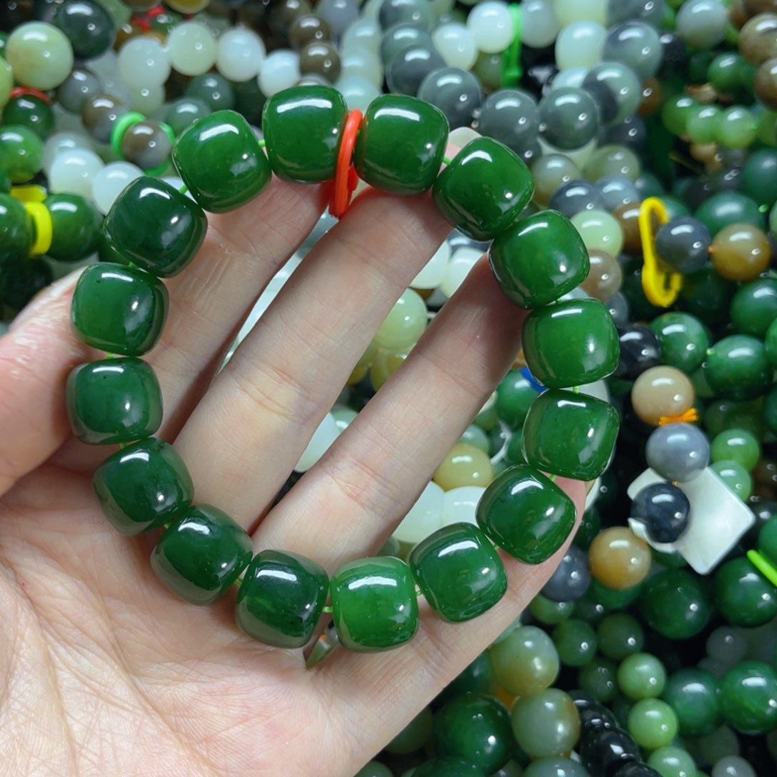 未镶嵌手链和田玉