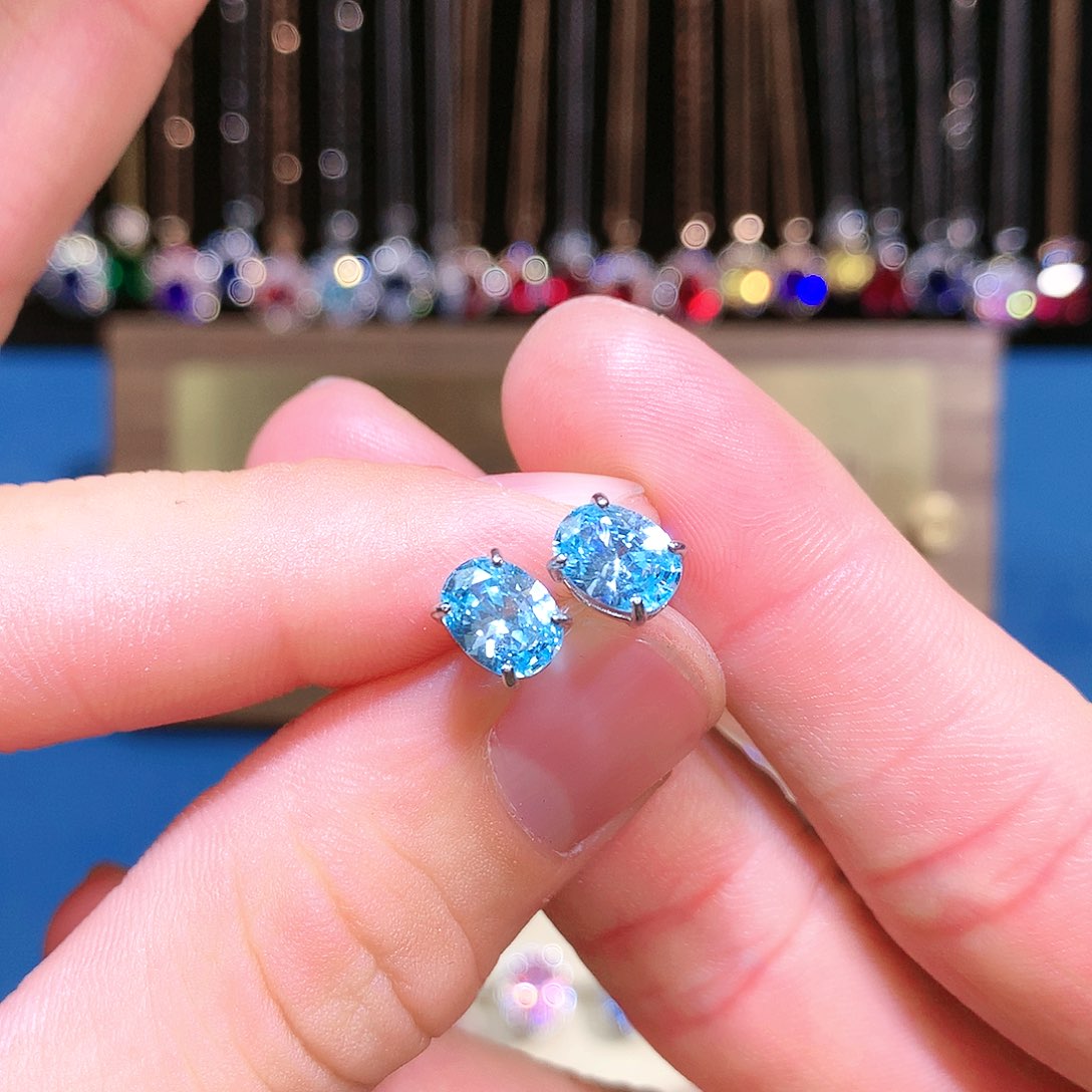 海蓝宝石耳钉银S925镶嵌