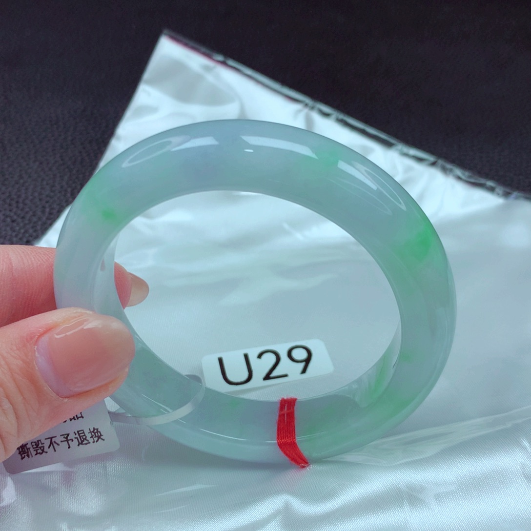 翡翠手镯未镶嵌手镯88