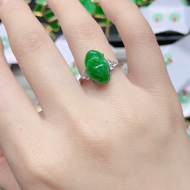 翡翠戒指银S925镶嵌天然翡翠