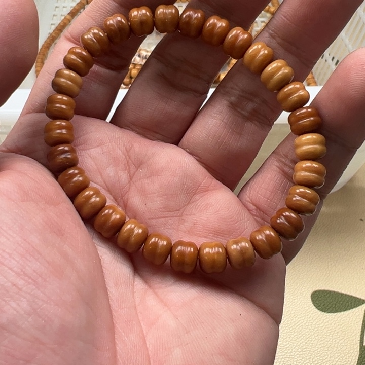 吊坠白玉菩提黄色128