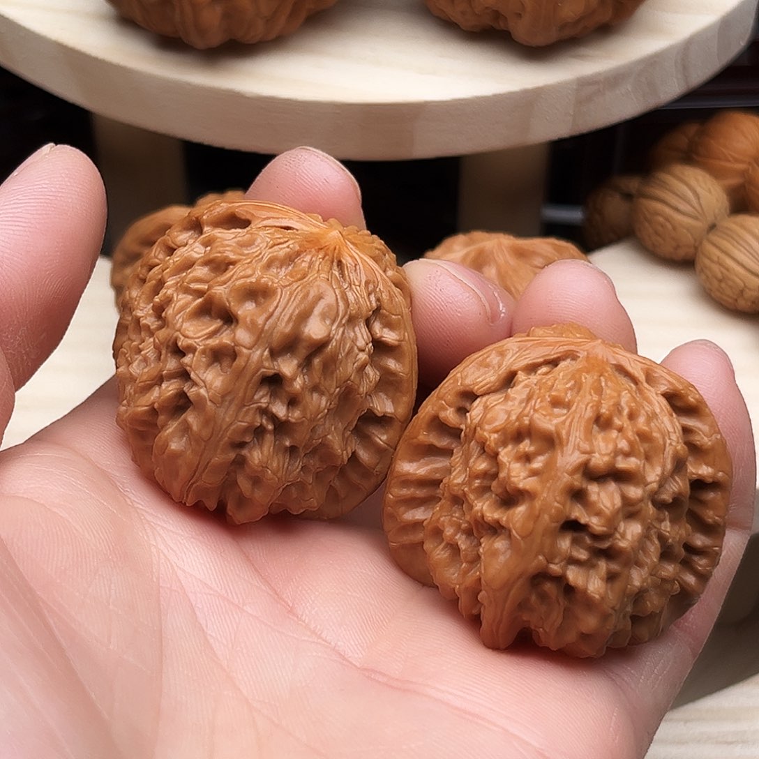 把件文玩核桃白狮子