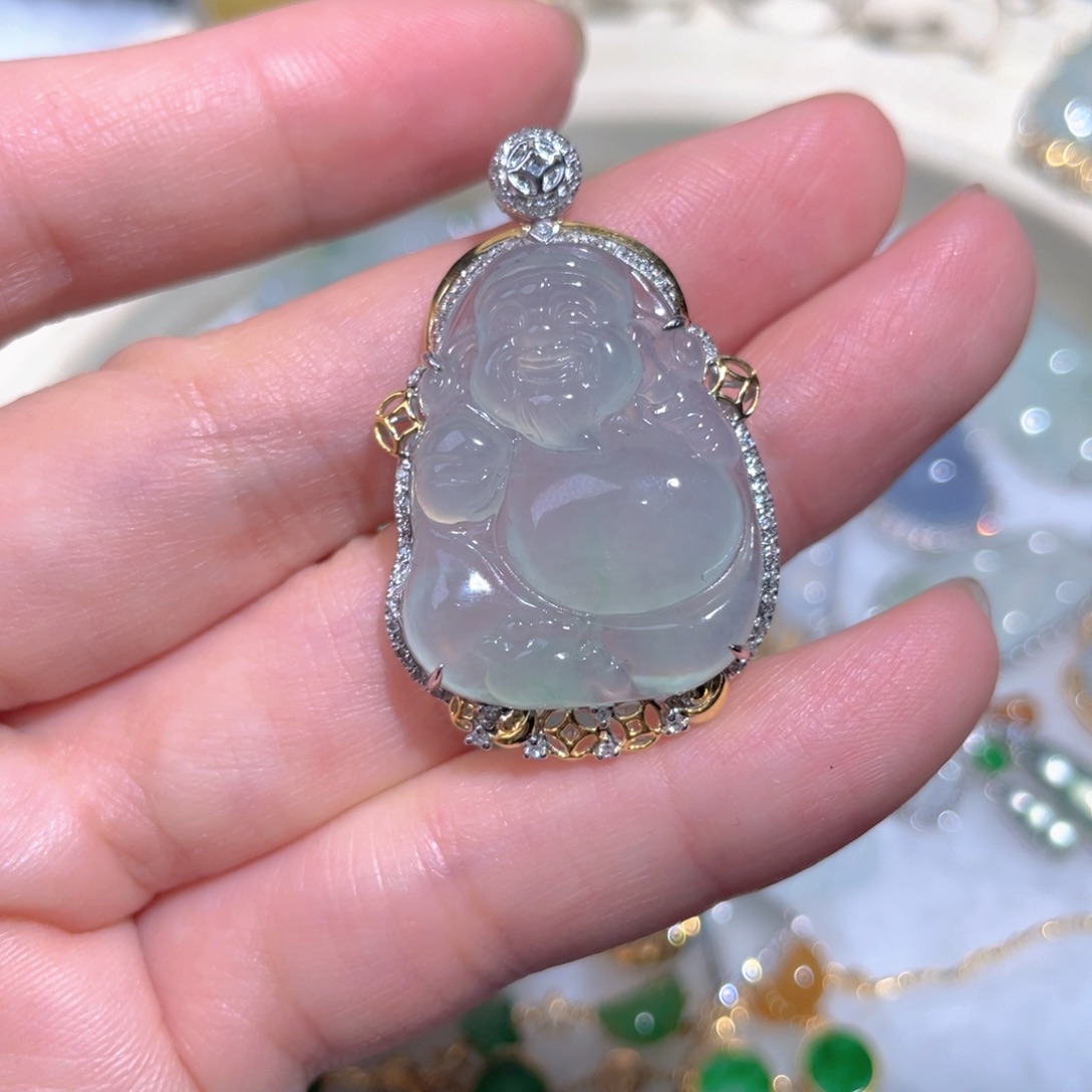 翡翠颈饰18K金镶嵌翡翠