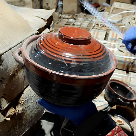 瓷片陶瓷盘子碗啥都有