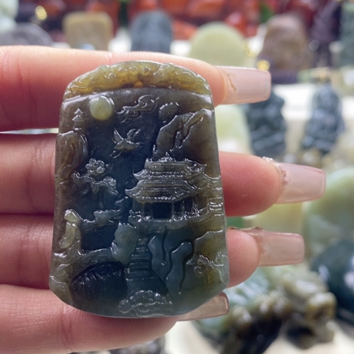 和田玉颈饰未镶嵌