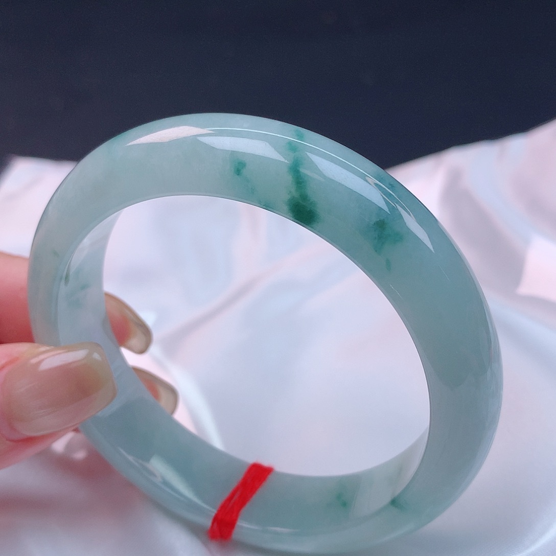 【闪购商品】未镶嵌手镯翡翠56