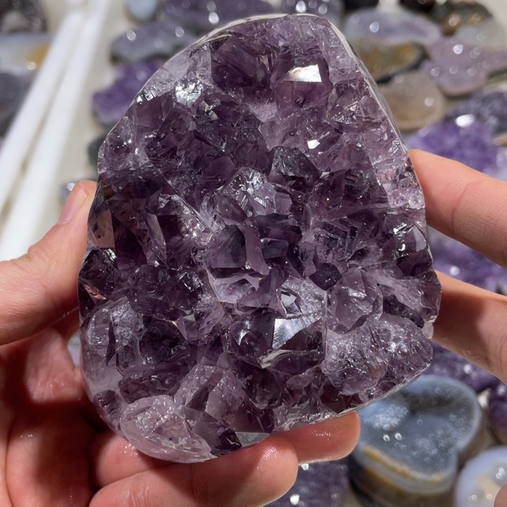 紫晶大型摆件（非配饰）未镶嵌