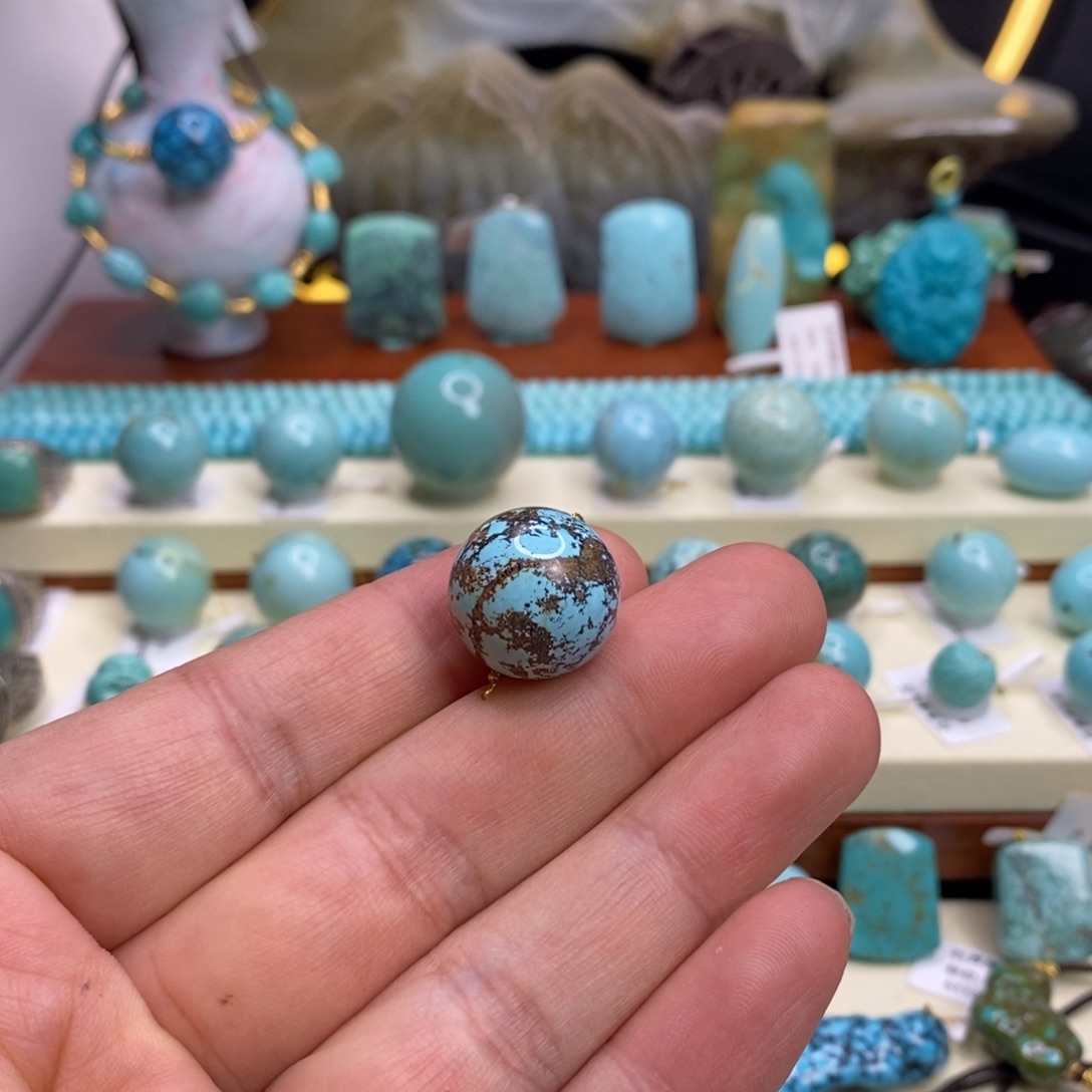 绿松石未镶嵌珠宝奇石17.7