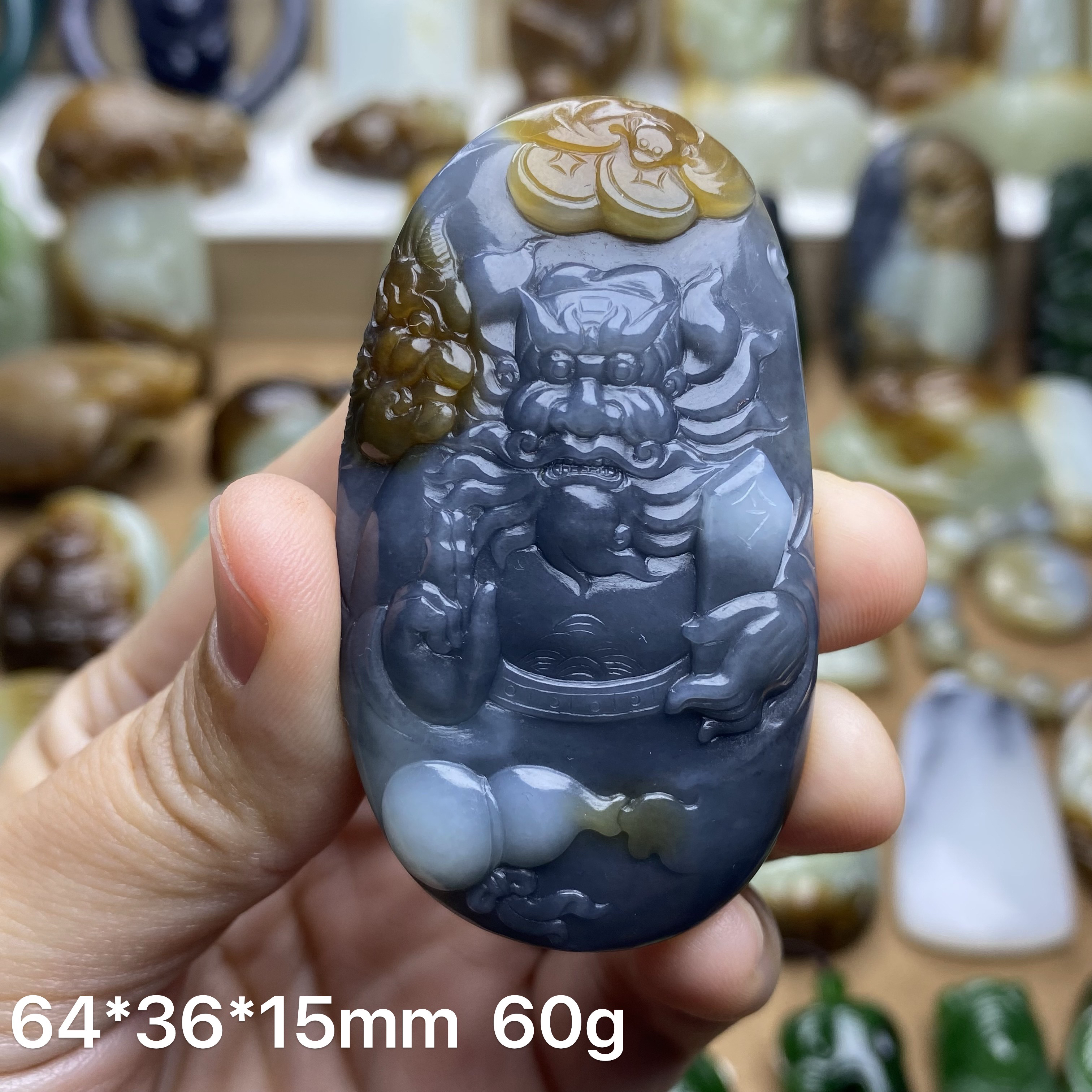 天然和田玉 楼兰三色 钟馗 俏色雕雕