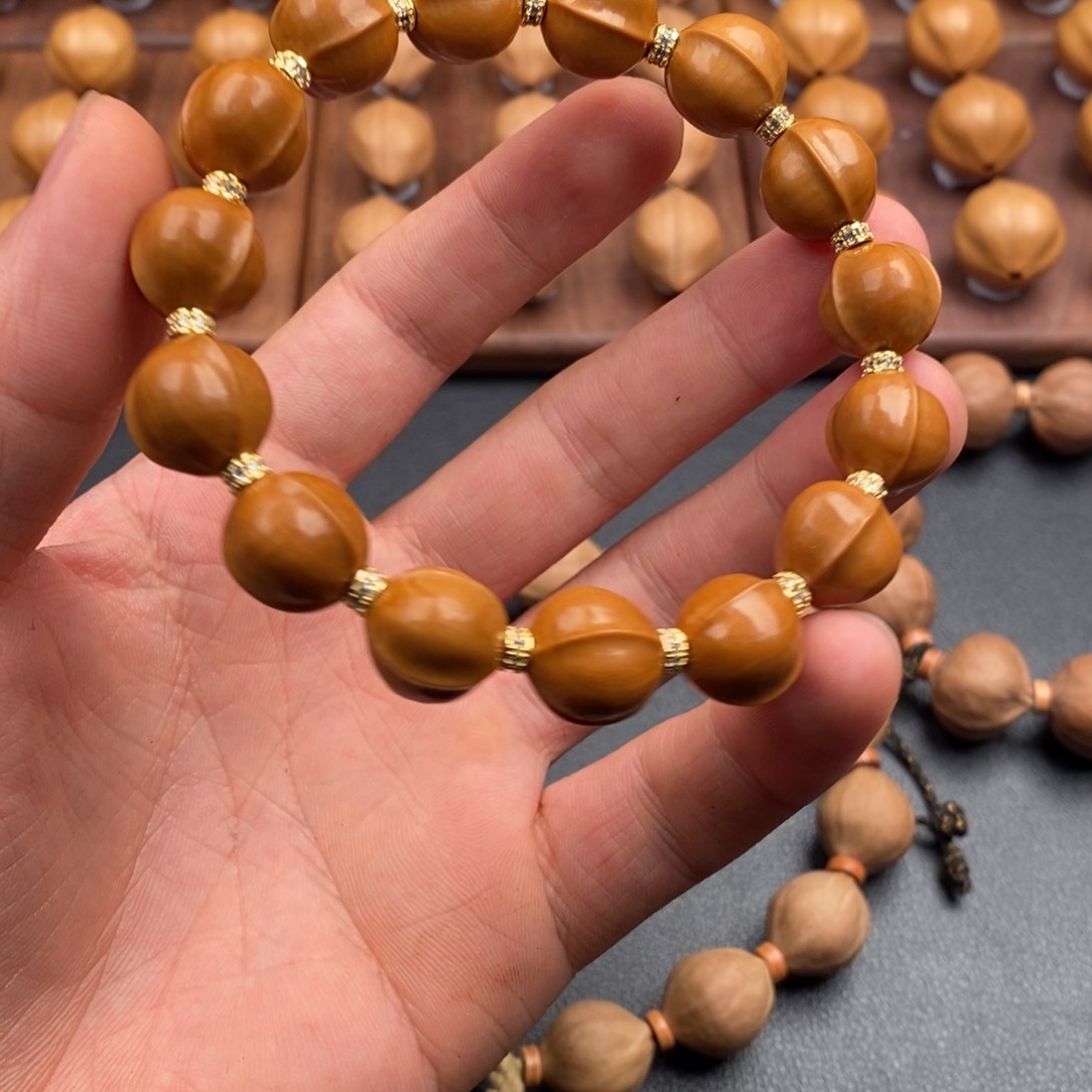 橄榄核手串/手链鲨鱼背