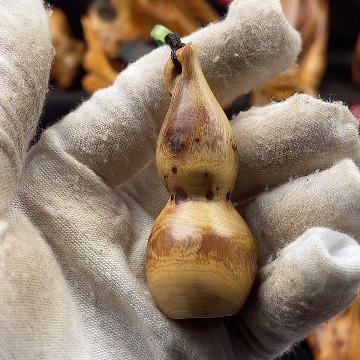 荔枝木葫芦手把件