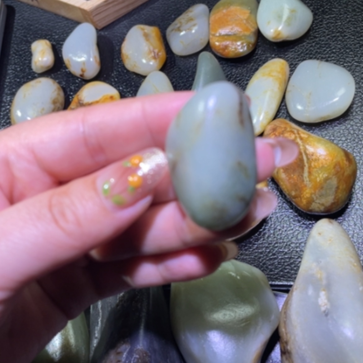 【闪购商品】和田玉未镶嵌颈饰