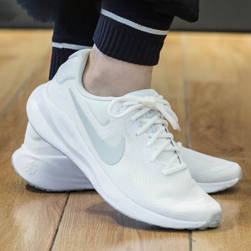 (断码孤品)NIKE/耐克Revolution 7男鞋休闲跑步鞋FB2207-100-45