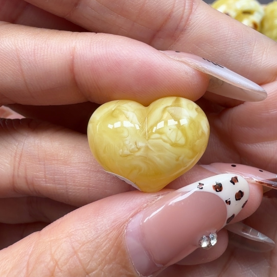 蜜蜡未镶嵌裸石蜜蜡